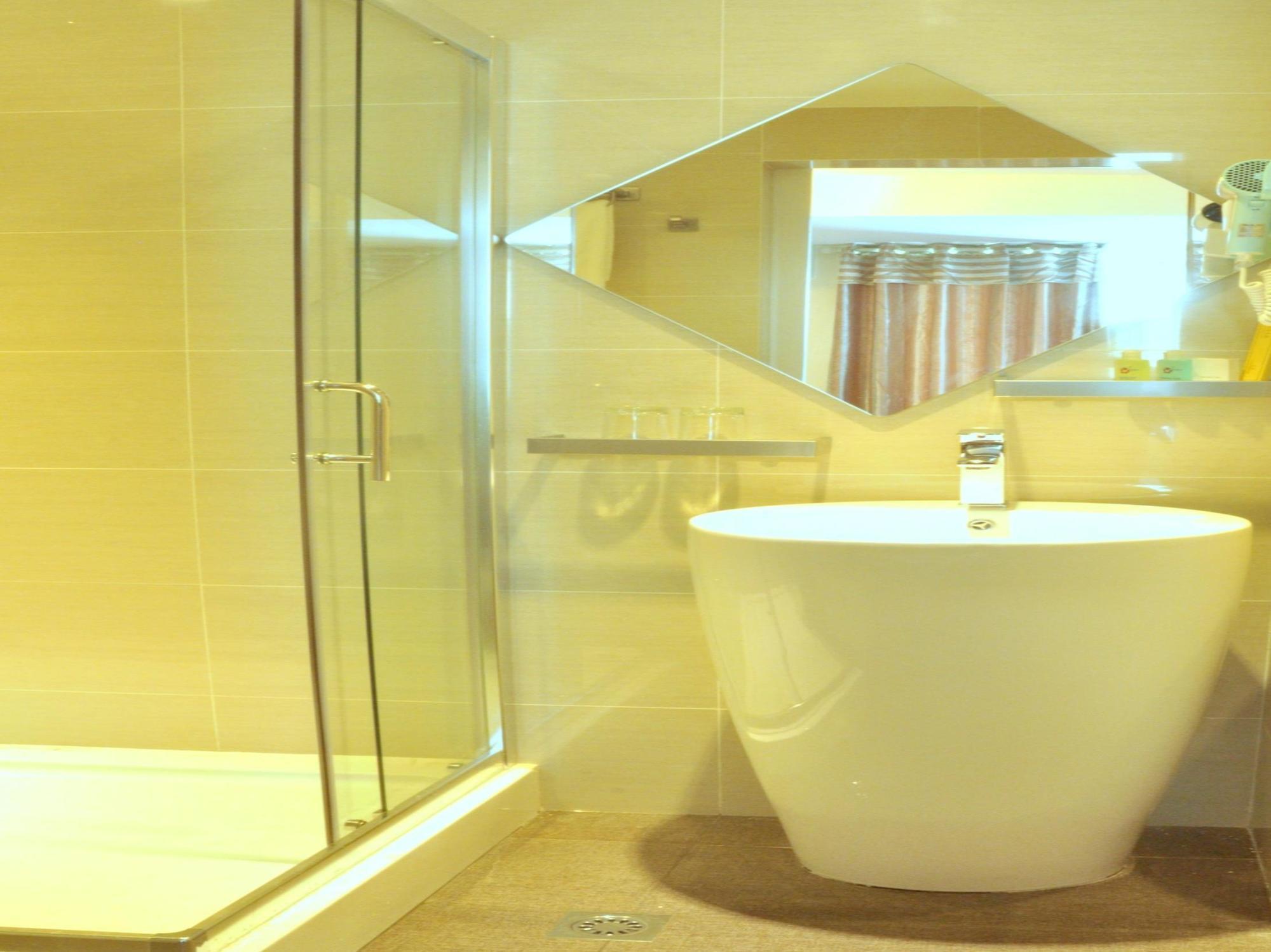 Ease Hotel Кота-Кинабалу Экстерьер фото