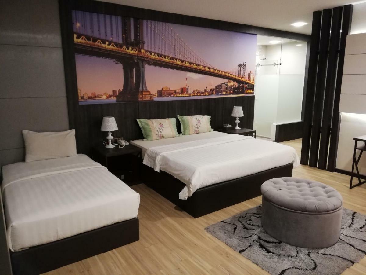 Ease Hotel Кота-Кинабалу Экстерьер фото